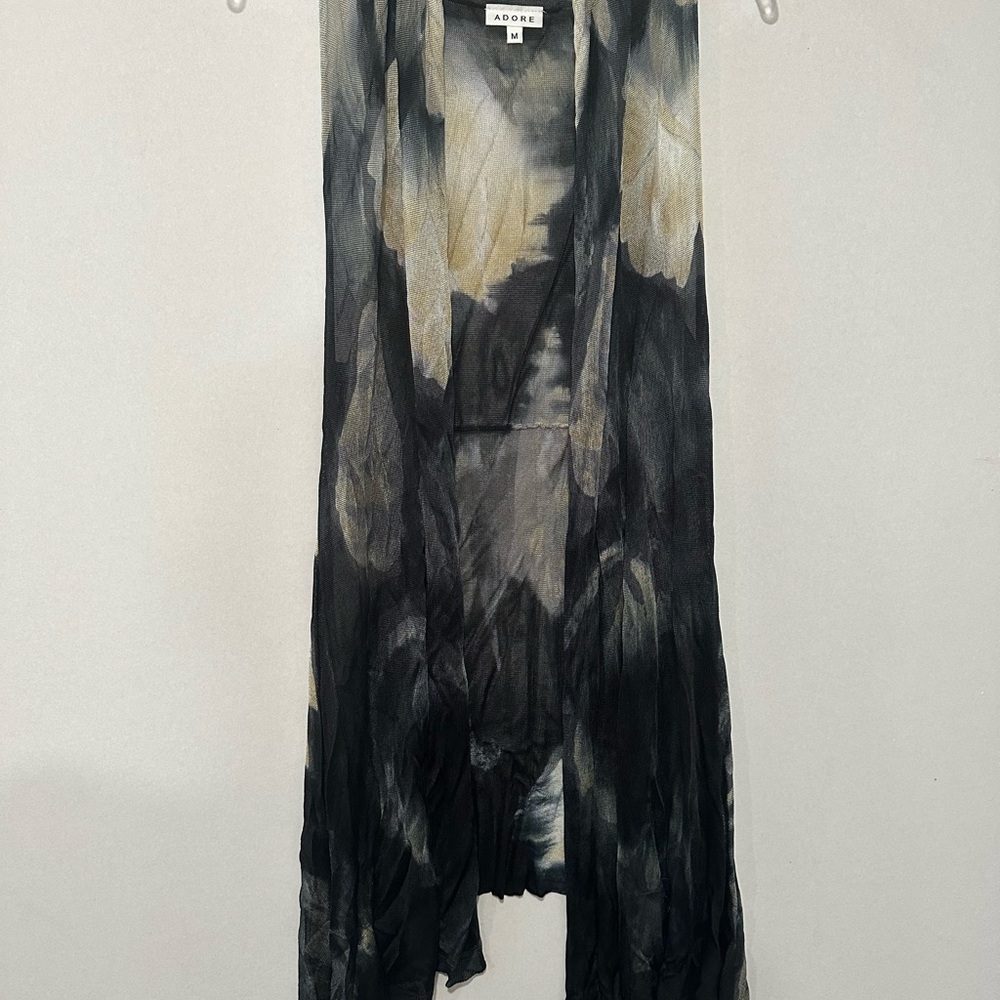 💜 2/$40! Adore Black and Cream Wrap